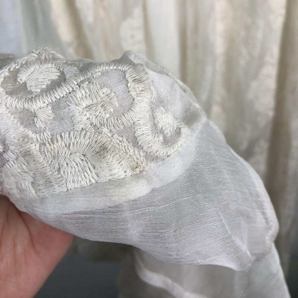 Line & Dot Silk Lace Overlay Maxi Dress - Picture 5 of 5